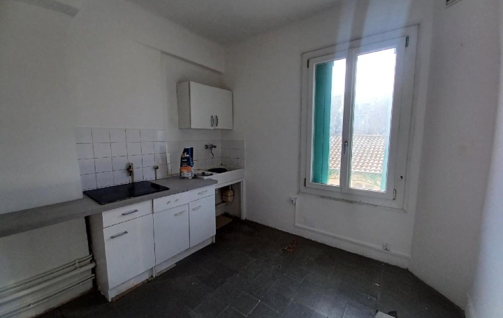 Immeuble BEZIERS (34500)  193 m2 237 000 € 