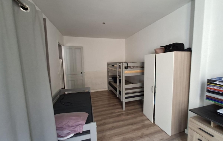 Immeuble BEZIERS (34500)  212 m2 243 900 € 
