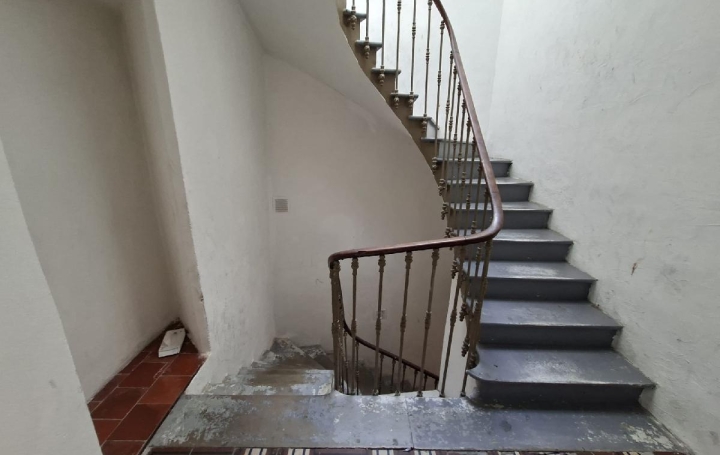 3 Pièces BEZIERS (34500)  59 m2 77 000 € 