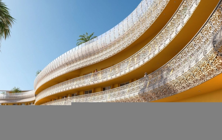 Local commercial LE CAP-D'AGDE (34300)  78 m2 26 000 € 