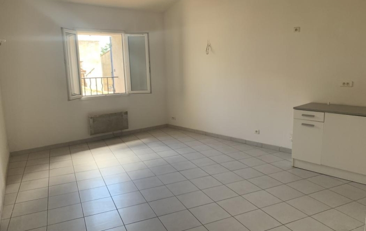 2 Pièces SORGUES (84700)  38 m2 527 € 