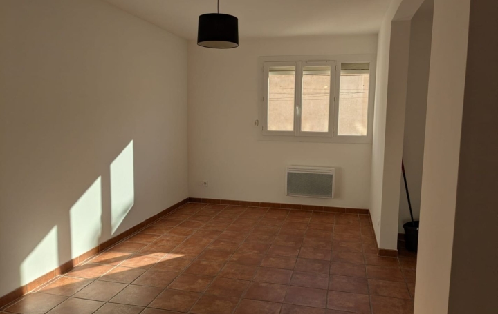 Appartement SORGUES (84700) 69 m<sup>2</sup> 700 € 