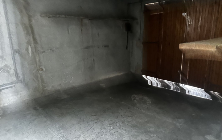 Maison MONTEUX (84170)  85 m2 850 € 