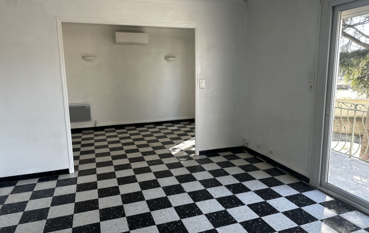 3 Pièces LE PONTET (84130)  69 m2 780 € 