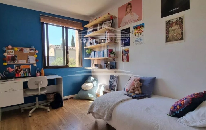 Maison LE PONTET (84130)  130 m2 299 000 € 