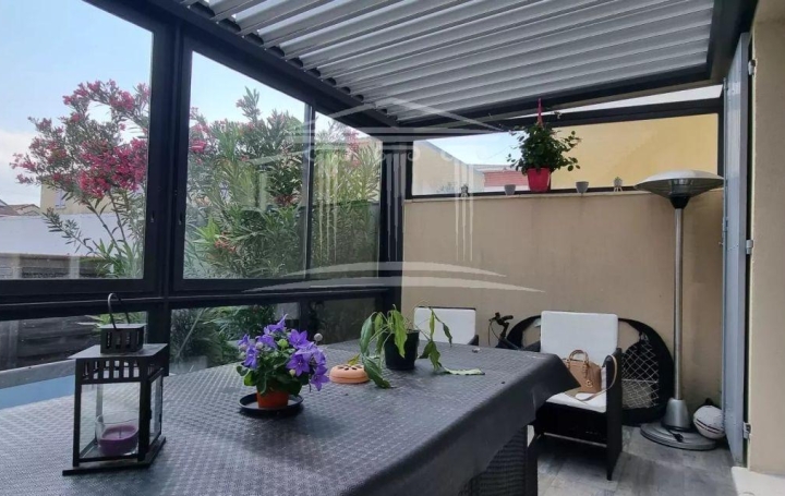 Maison LE PONTET (84130)  100 m2 286 000 € 