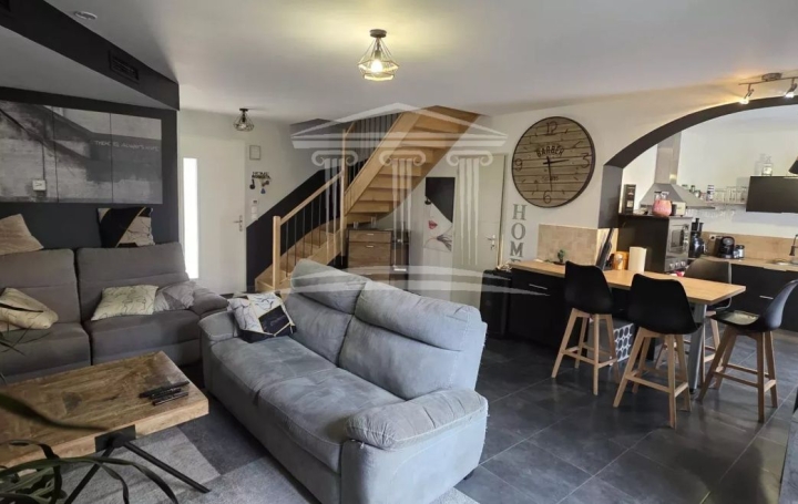 Maison LE PONTET (84130)  100 m2 286 000 € 