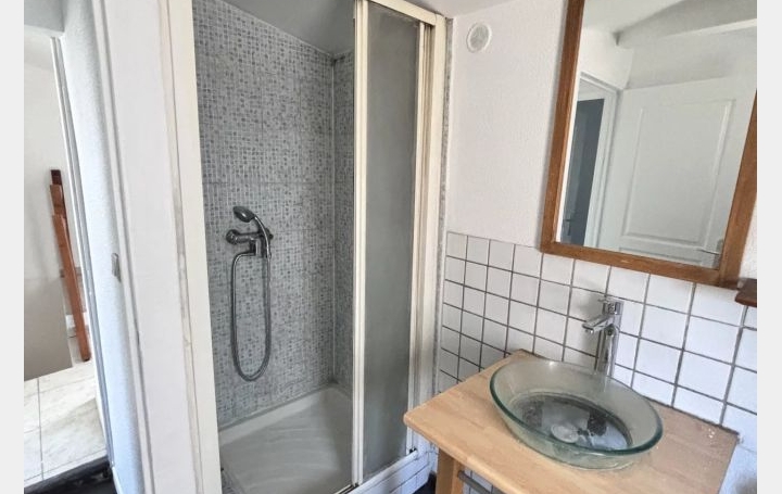 Immeuble CARPENTRAS (84200)  108 m2 222 000 € 