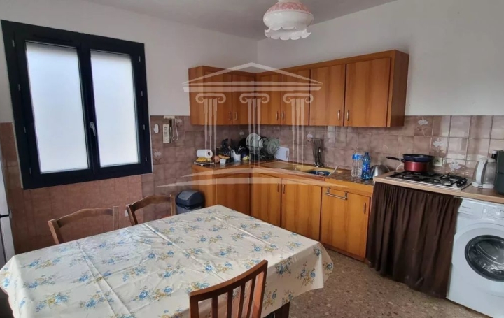 Maison MONTEUX (84170)  110 m2 368 000 € 