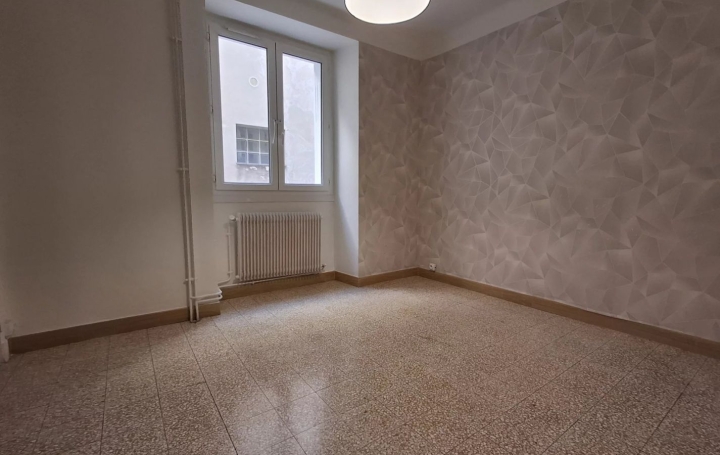 Maison SORGUES (84700)  90 m2 189 000 € 