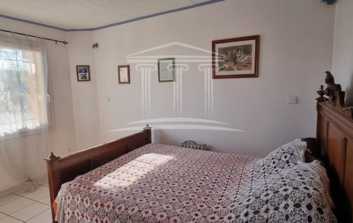 Maison JONQUIERES (84150)  164 m2 285 000 € 