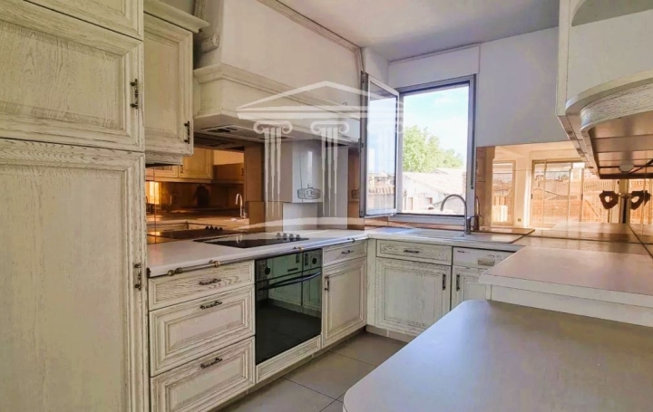 4 Pièces AVIGNON (84000)  79 m2 229 000 € 