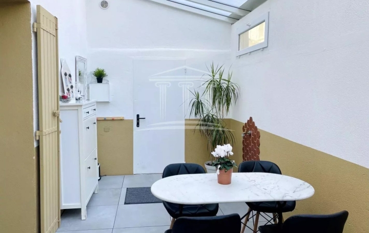 Maison SORGUES (84700)   184 000 € 