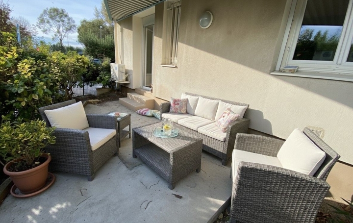 Studio SORGUES (84700)  30 m2 67 000 € 