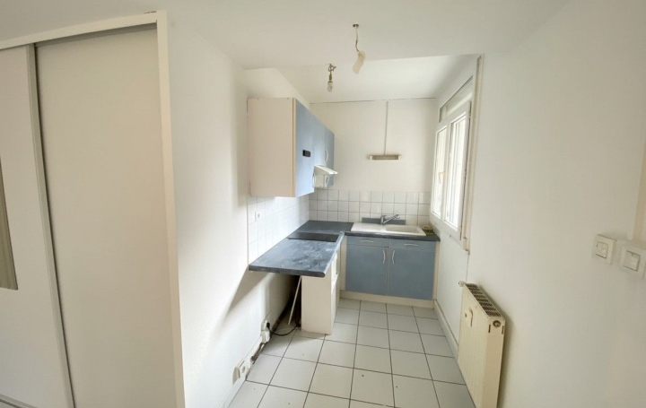 Studio SORGUES (84700)  30 m2 67 000 € 