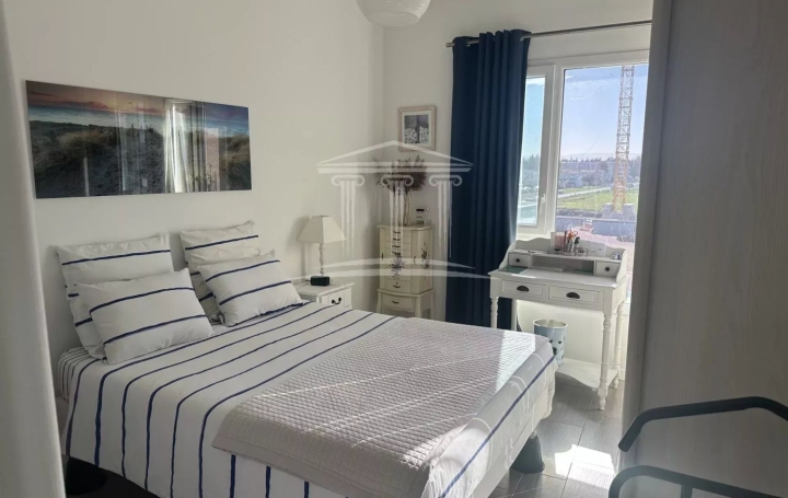 2 Pièces MONTEUX (84170)   179 000 € 