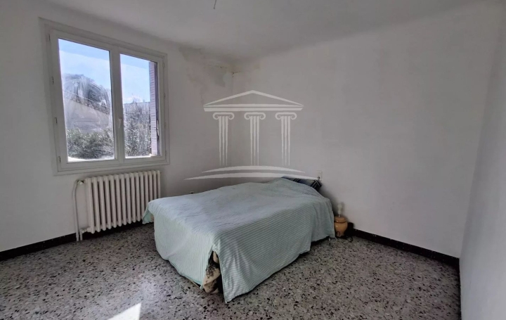 Maison SORGUES (84700)  90 m2 220 000 € 