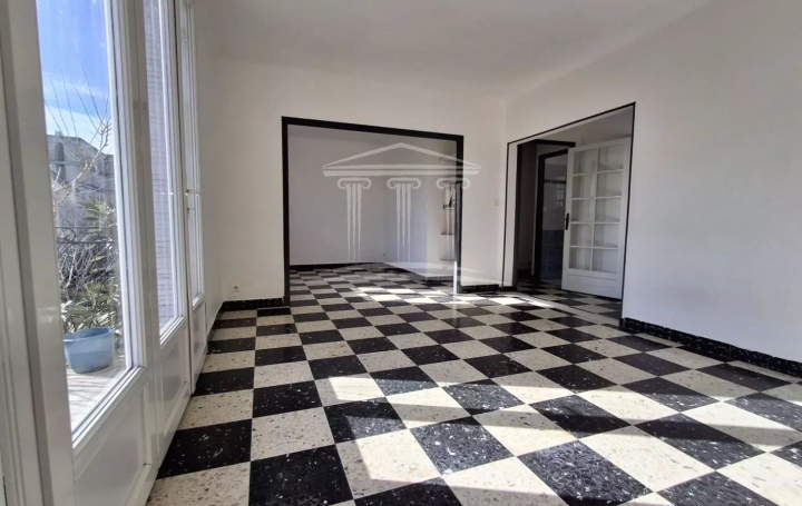 Maison SORGUES (84700)  90 m2 220 000 € 