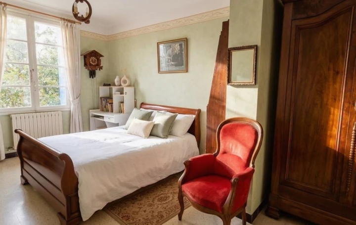 Maison LE PONTET (84130)  128 m2 270 000 € 