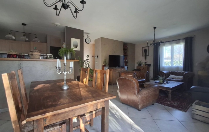 Maison SORGUES (84700)  146 m2 345 000 € 
