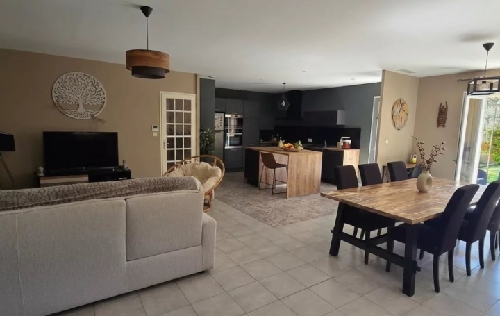 Maison BEDARRIDES (84370)  162 m2 389 000 € 