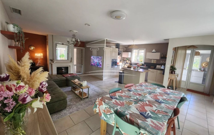 Maison SORGUES (84700)  117 m2 353 600 € 