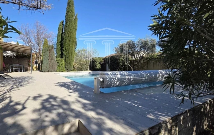 Maison SORGUES (84700)  188 m2 515 000 € 
