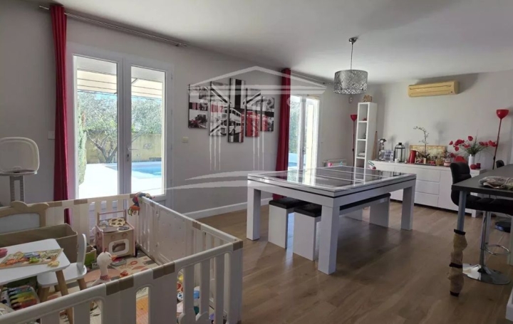 Maison SORGUES (84700)  188 m2 515 000 € 