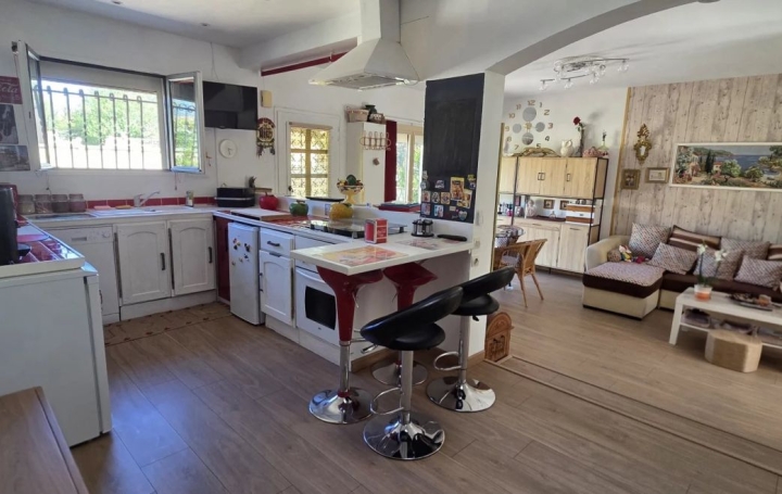 Maison LE PONTET (84130)  85 m2 242 000 € 