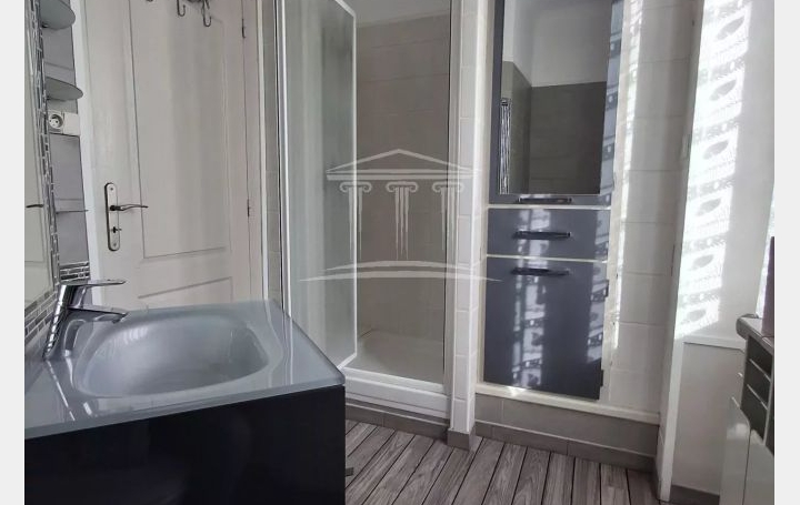 Maison SORGUES (84700)  161 m2 284 000 € 