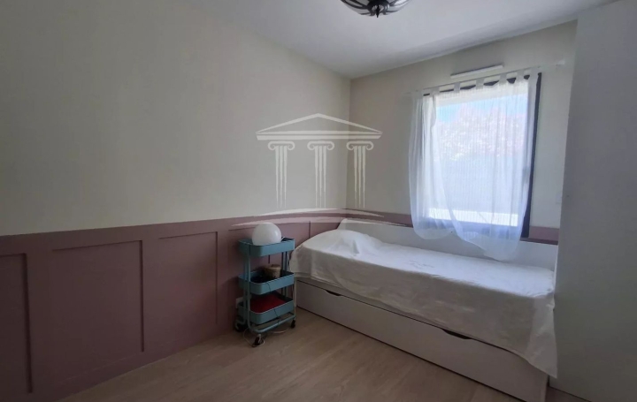 Maison SORGUES (84700)  97 m2 285 000 € 