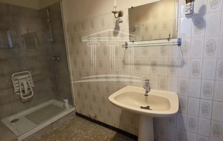 Maison SORGUES (84700)  130 m2 200 000 € 