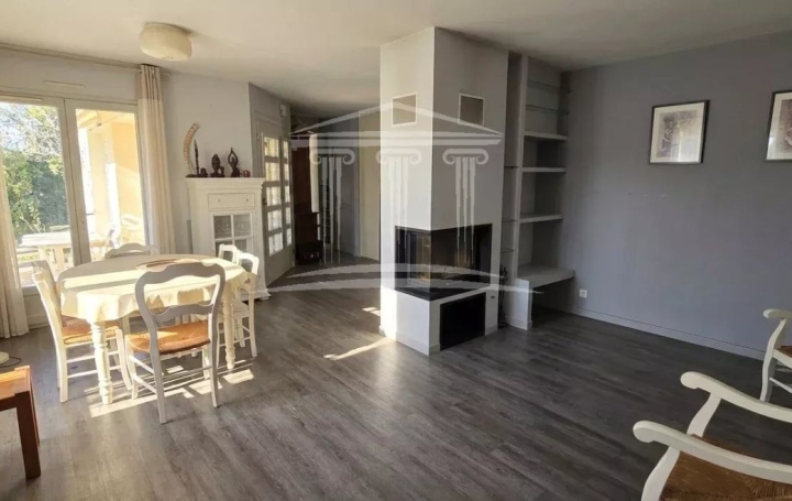 Maison MONTFAVET (84140)  137 m2 282 000 € 