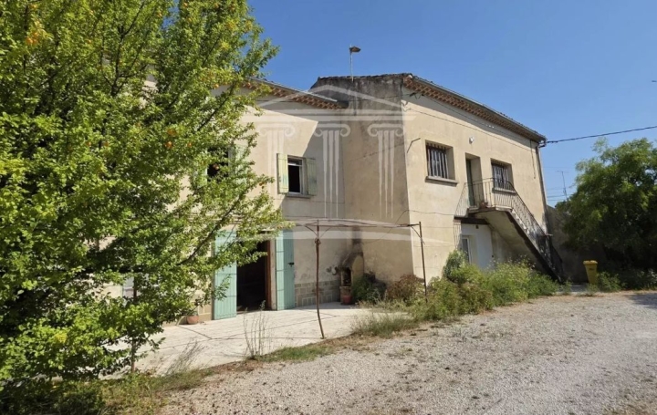 Maison ENTRAIGUES-SUR-LA-SORGUE (84320)  161 m2 252 000 € 