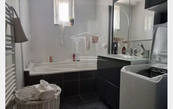 4 Pièces SORGUES (84700)  85 m2 210 000 € 