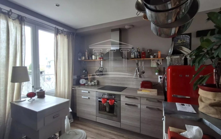 4 Pièces SORGUES (84700)  85 m2 210 000 € 