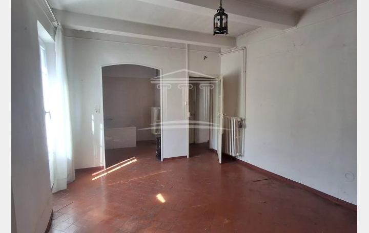 Maison SORGUES (84700)  240 m2 179 500 € 