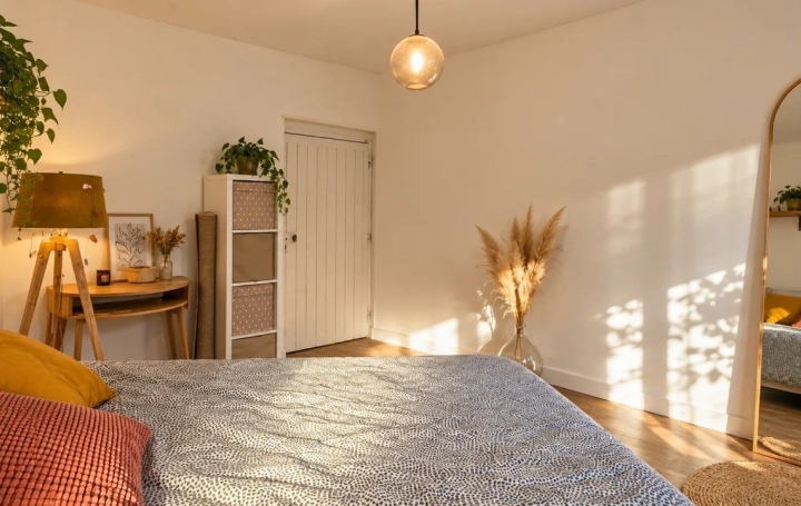 Maison SORGUES (84700)  77 m2 235 000 € 