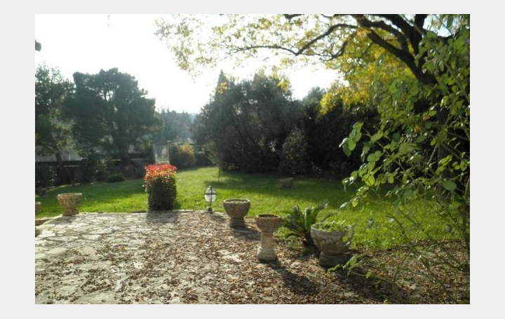 Réseau Immo-diffusion : Maison  JONQUERETTES  140 m2 372 000 € 