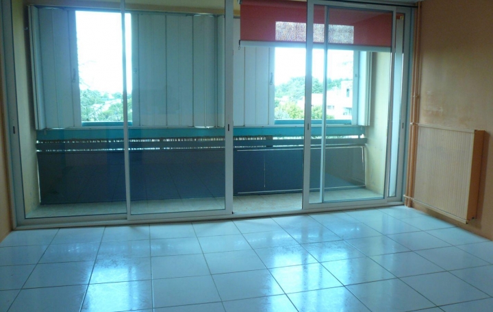 Réseau Immo-diffusion : Appartement P3  APT  61 m2 680 € 