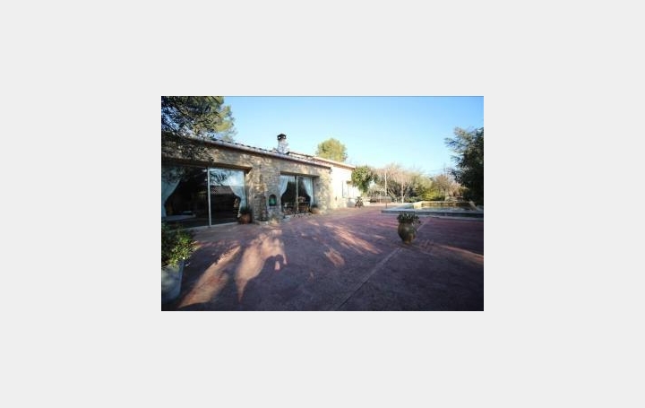 Réseau Immo-diffusion : Villa  MAUBEC  123 m2 398 000 € 