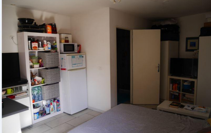 Réseau Immo-diffusion : Maison  MARSEILLE 10ème 23 m2 78 000 € 