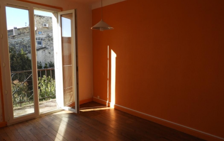 Réseau Immo-diffusion : Appartement P3  BOURG-SAINT-ANDEOL  57 m2 470 € 