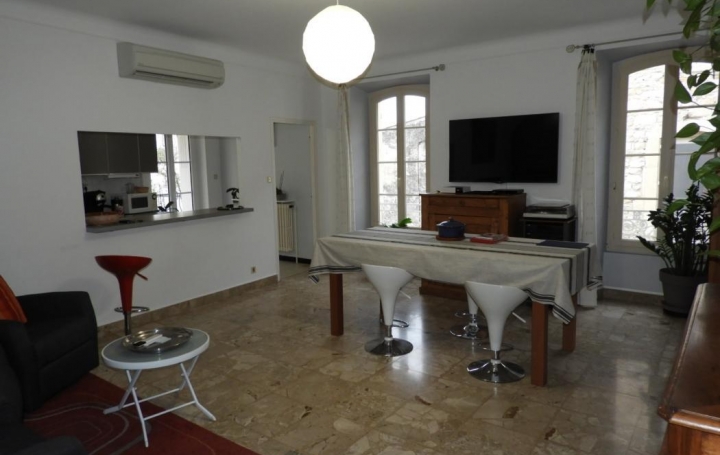Réseau Immo-diffusion : Appartement P5  BOURG-SAINT-ANDEOL  126 m2 725 € 