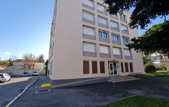 Réseau Immo-diffusion : Appartement P2  PIERRELATTE  58 m2 71 000 € 
