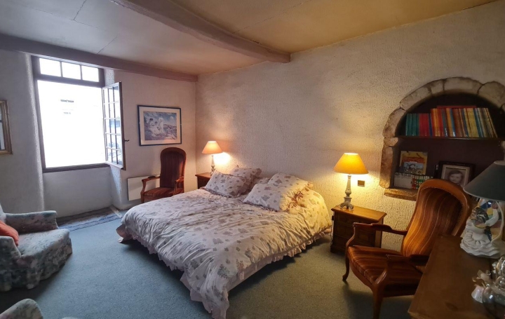 Maison ROCHEMAURE (07400)  138 m2 129 000 € 