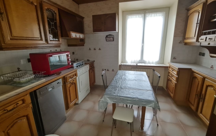 Immeuble BOURG-SAINT-ANDEOL (07700)  230 m2 235 000 € 