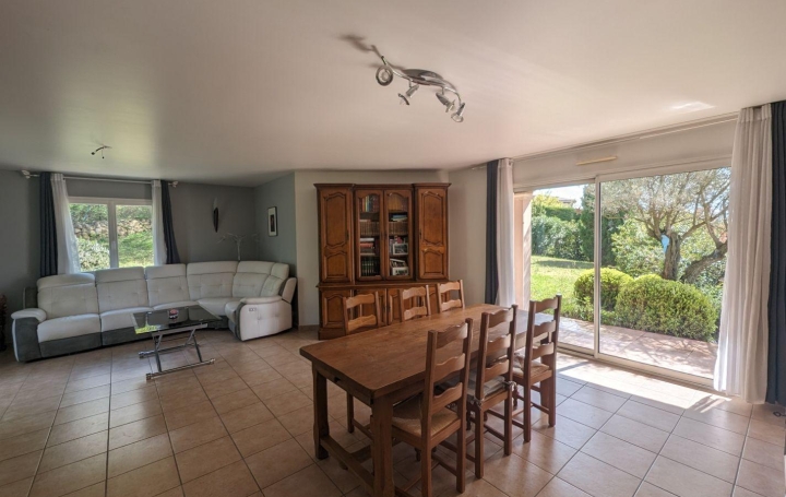 Maison MONTELIMAR (26200)  124 m2 395 000 € 