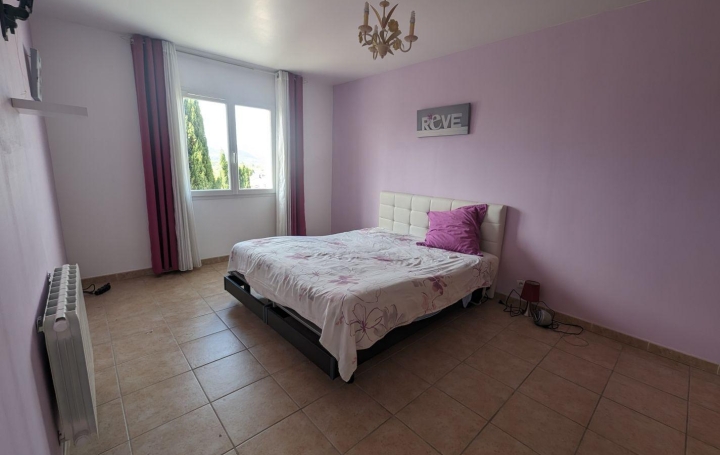 Maison MONTELIMAR (26200)  124 m2 395 000 € 