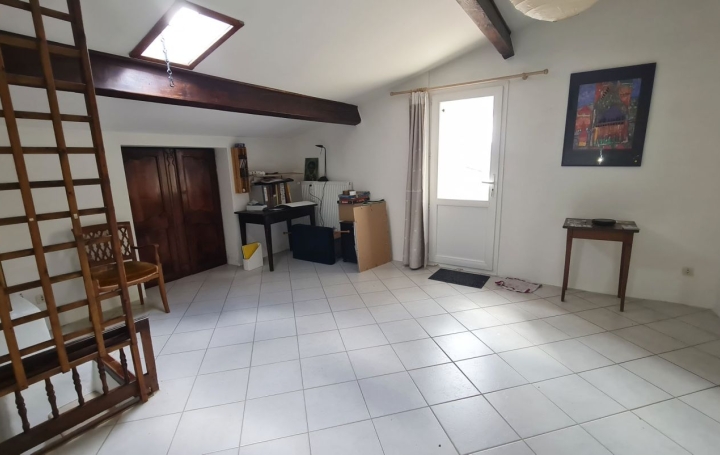 Maison ROCHEMAURE (07400)  156 m2 239 900 € 